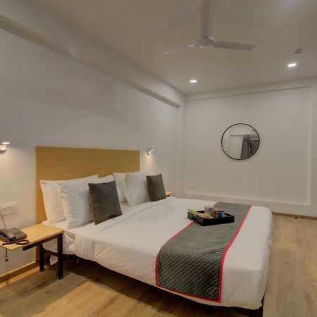 Townhouse Oak Kopar Khairane Navi Mumbai Formerly Ivy Hotel Exterior photo